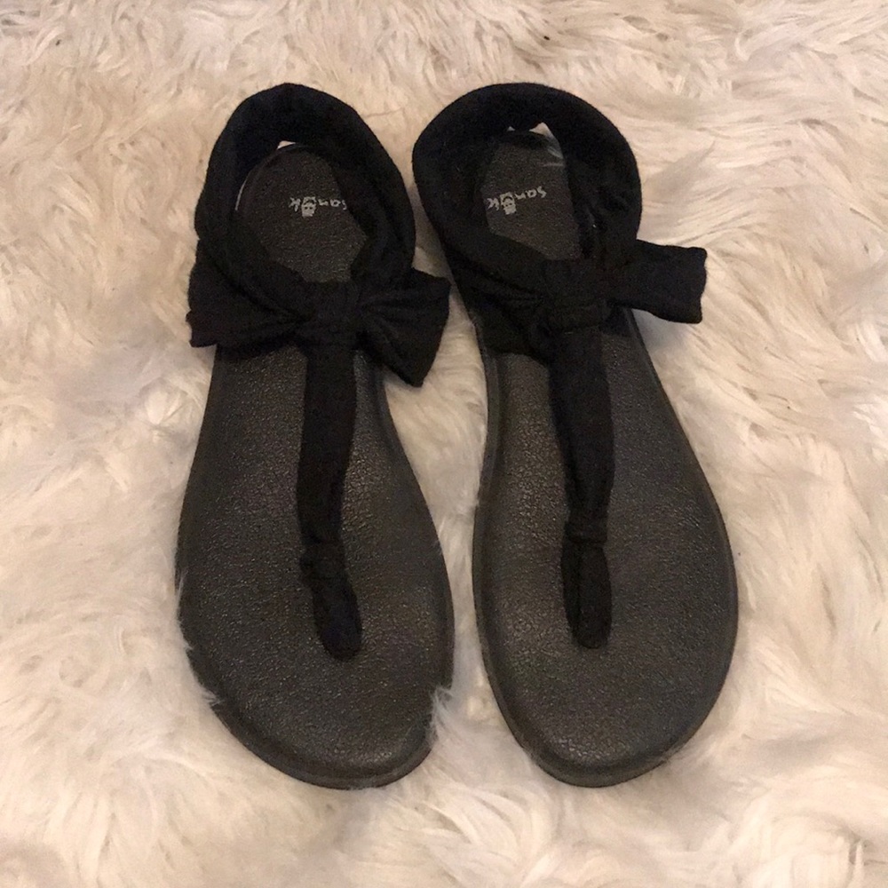 Sanuk sandals